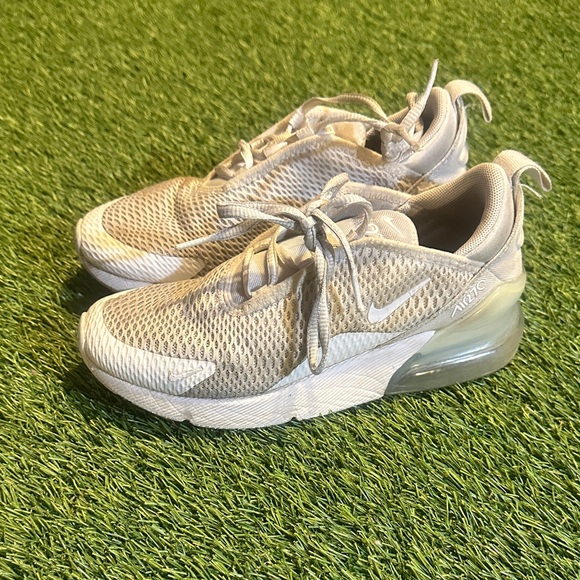 Nike Air Max 270 Light Gray Sneakers - Picture 2 of 6